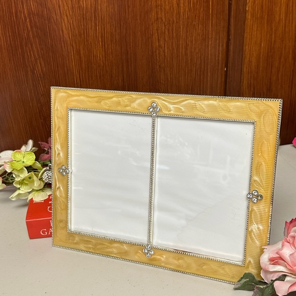 Vintage silver plated Yellow Enamel with Rhinestone double photo frame - Picture 3 of 14
